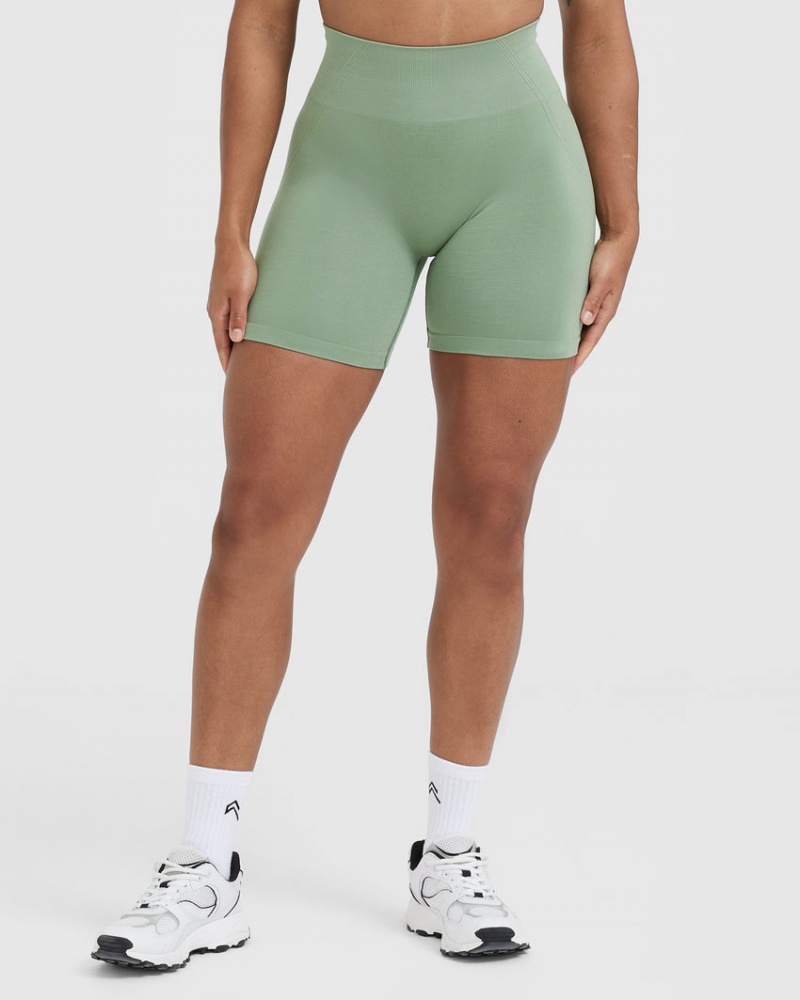 Oner Active Effortless Seamless Korte Broek Olijfgroen | EMU-193260